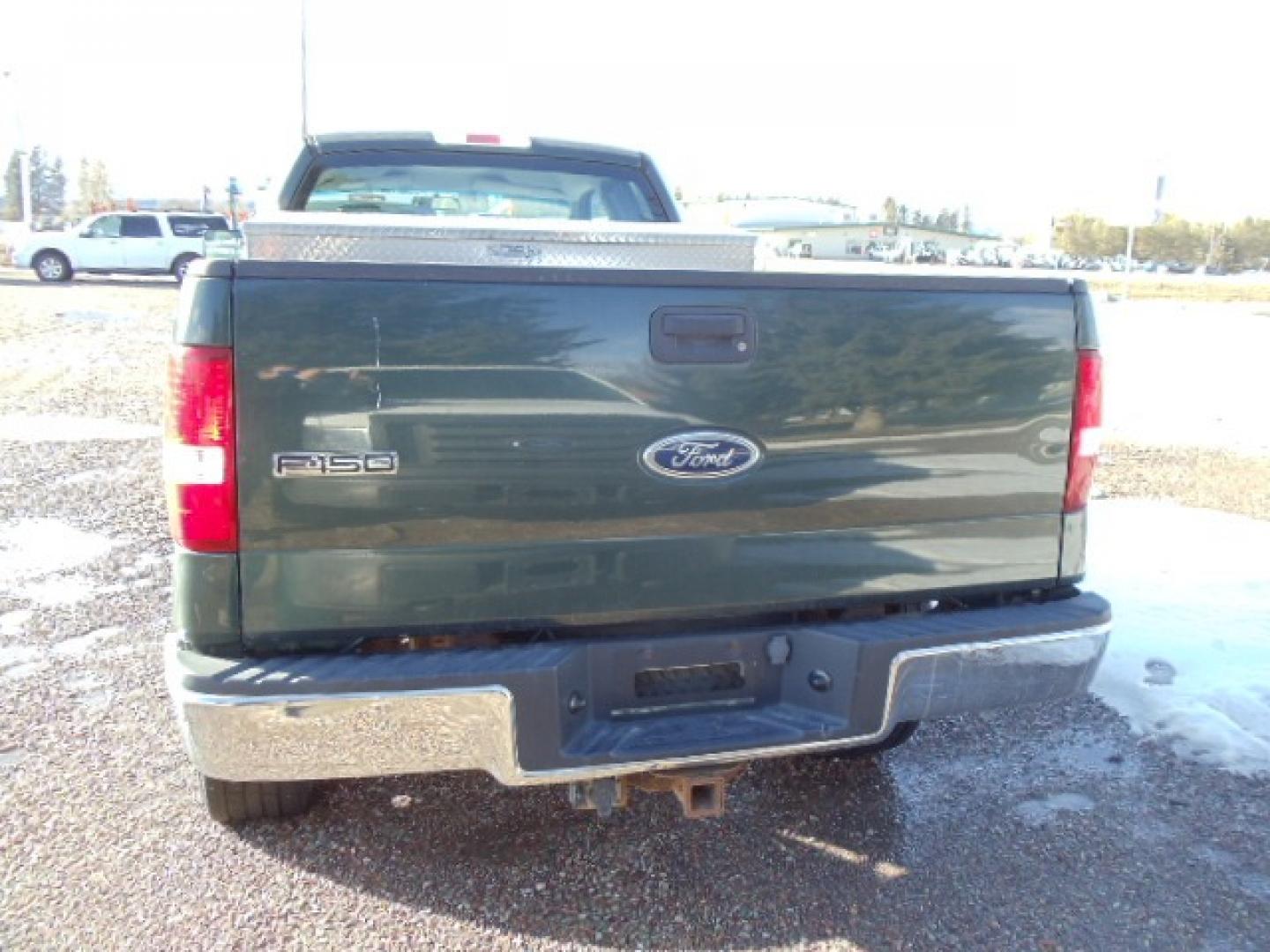 2004 Green /Gray Ford F-150 XL (1FTVX14504N) with an V8, 5.4L; SOHC engine, Automatic transmission, located at 5465 Highway 2 W., Columbia Falls, MT, 59912, (406) 892-4407, 48.352188, -114.240929 - Cruise control AC Tilt Wheel Towing - Photo#5